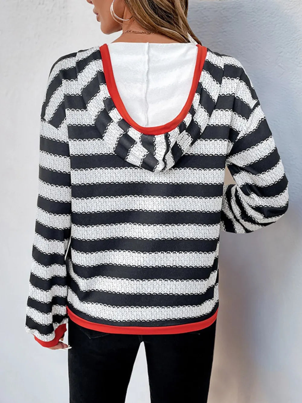 Perfee Contrast Striped Long Sleeve Hoodie – Trendsi | ClozArt
