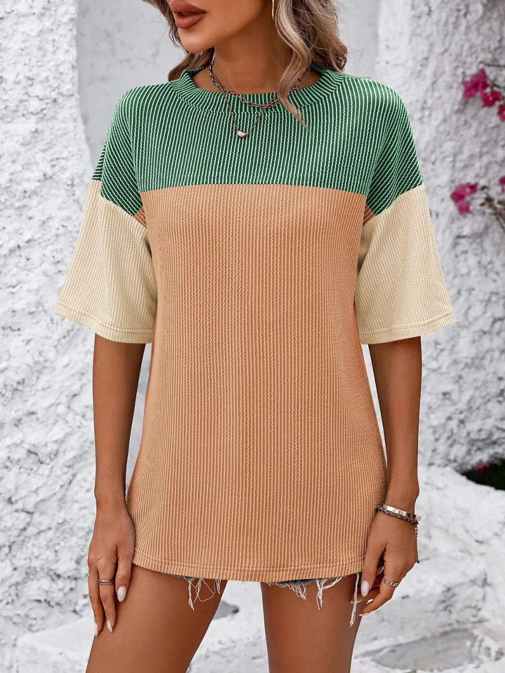 Mandy Color Block Round Neck Half Sleeve T-Shirt – Trendsi | ClozArt