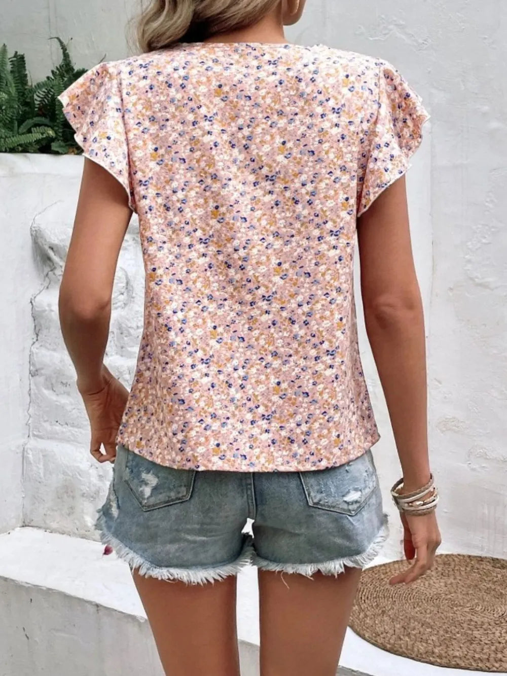 Ditsy Floral Round Neck Cap Sleeve Top – Trendsi | ClozArt