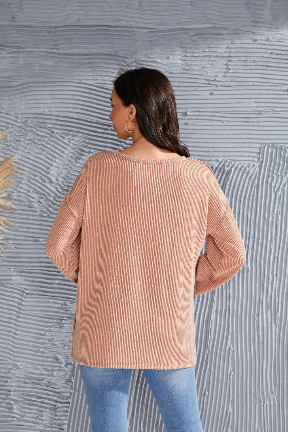 Ribbed Color Block Exposed Seam Round Neck Blouse – Trendsi | ClozArt