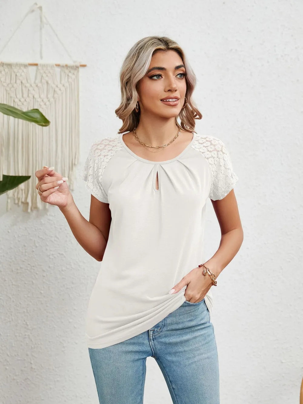 Lace Detail Round Neck Short Sleeve T-Shirt – Trendsi | ClozArt