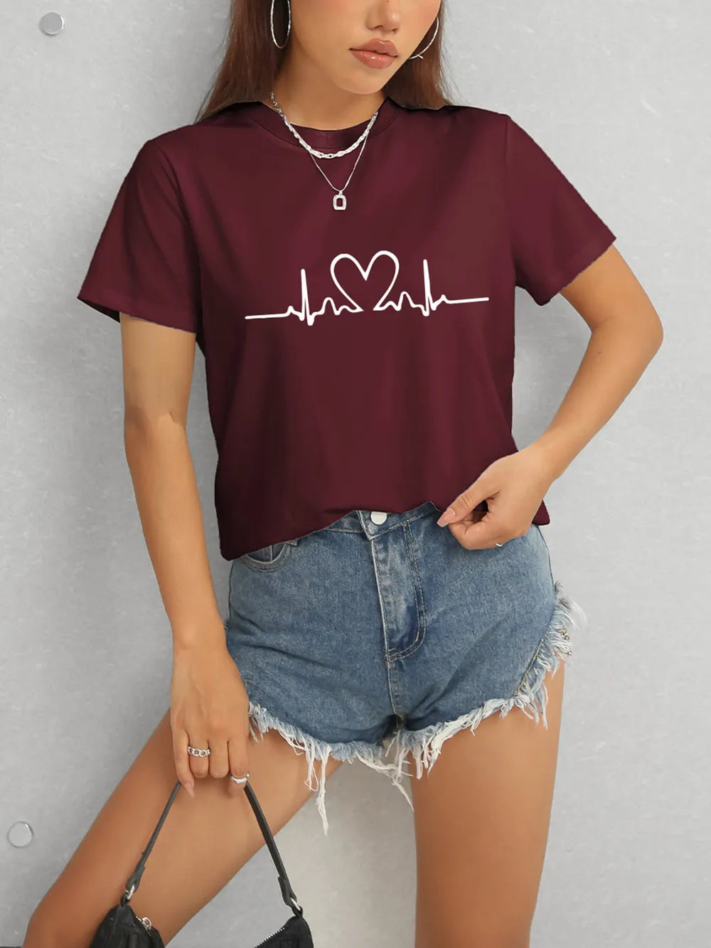 Heart Round Neck Short Sleeve T-Shirt – Trendsi | ClozArt