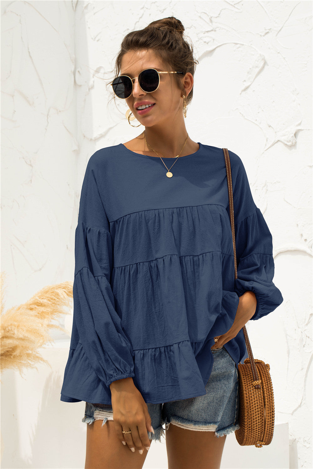 Round Neck Bubble Sleeve Tiered Blouse – Trendsi | ClozArt