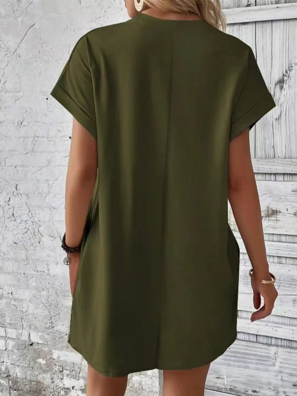 Pocketed Round Neck Short Sleeve Dress – Trendsi | ClozArt
