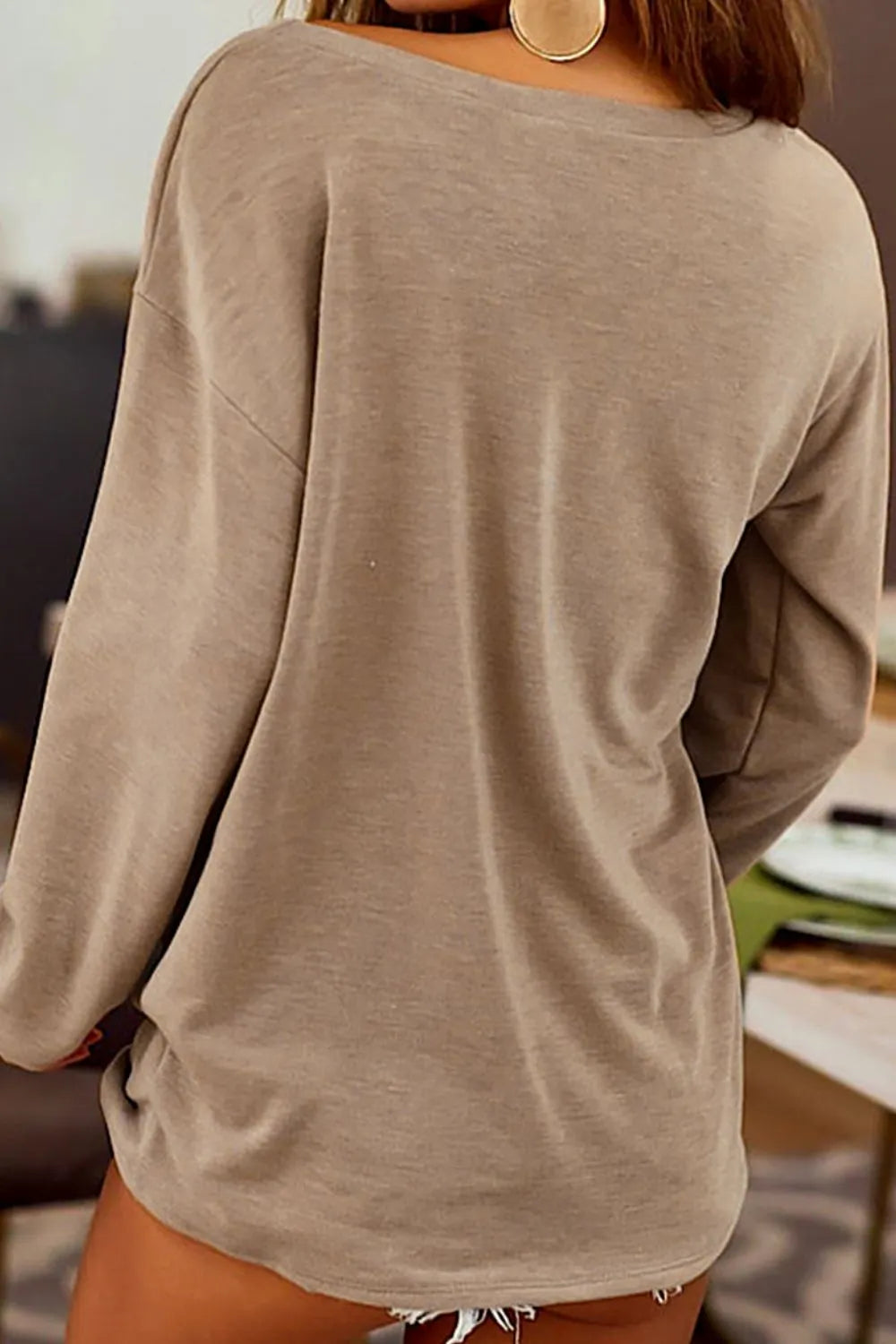 Distressed Pocketed Round Neck Long Sleeve T-Shirt – Trendsi | ClozArt