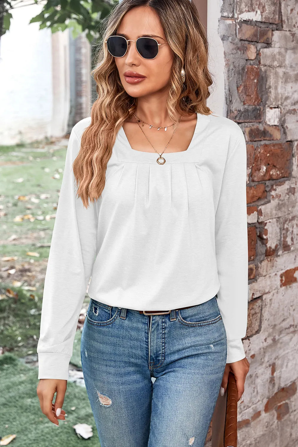 Ruched Square Neck Long Sleeve T-Shirt – Trendsi | ClozArt