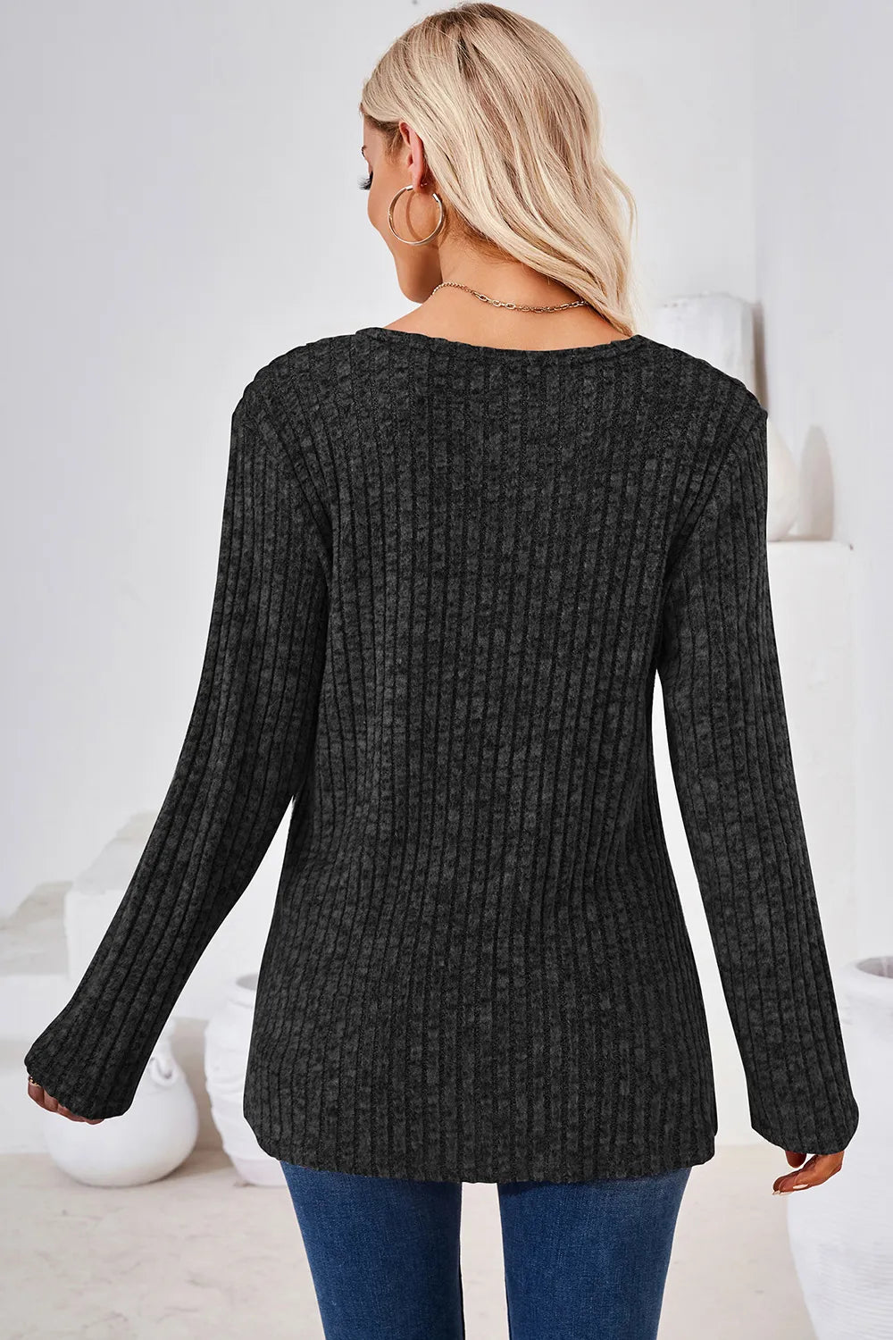 Round Neck Long Sleeve T-Shirt – Trendsi | ClozArt