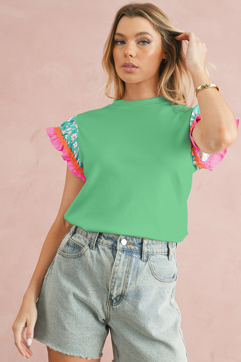 Light Green Ricrac Applique Floral Sleeve Textured Blouse – Shewin | ClozArt