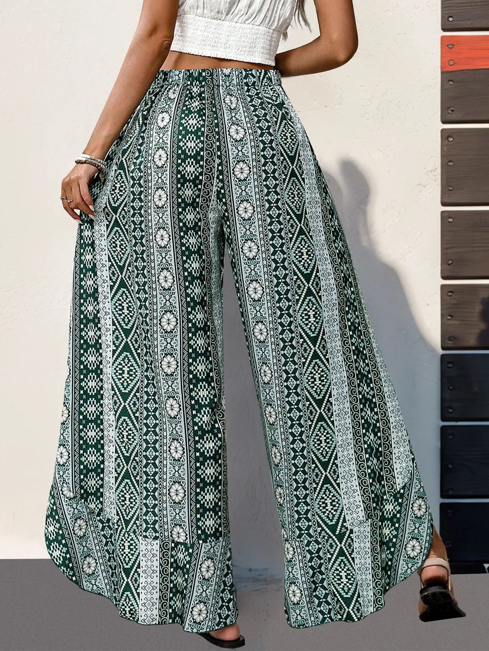 Perfee Slit Ruffled Geometric Wide Leg Pants – Trendsi | ClozArt