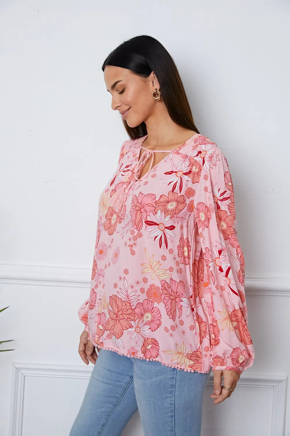 Floral Smocked Tassel Tie Balloon Sleeve Blouse – Trendsi | ClozArt