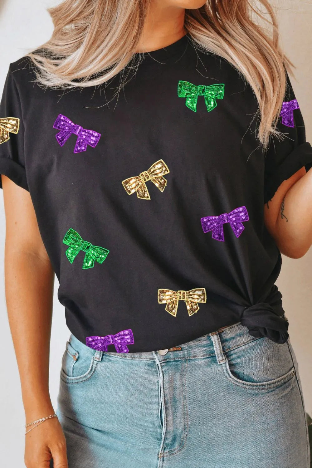 Bow Print Sequin Round Neck Short Sleeve T-Shirt – Trendsi | ClozArt
