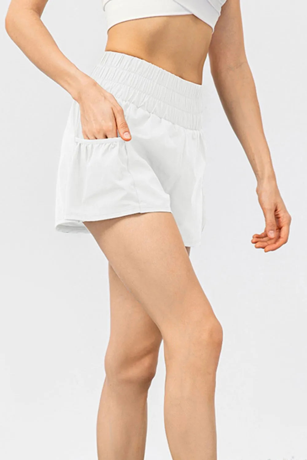 Elastic Waist Pocketed Active Shorts – Trendsi | ClozArt