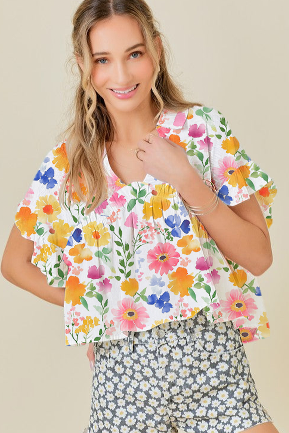 Yellow Allover Floral Print Boxy Fit V Neck Blouse – Shewin | ClozArt