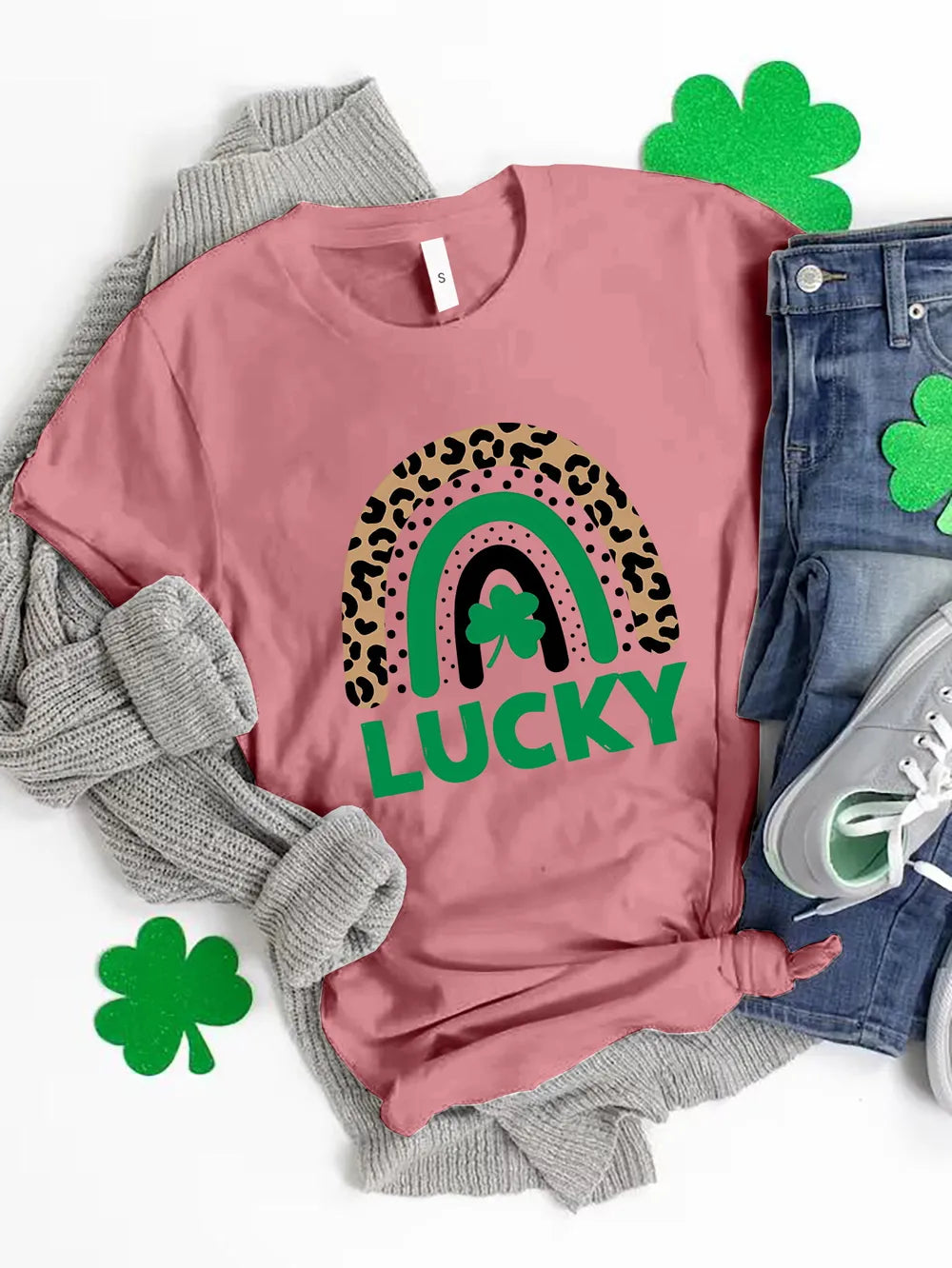 LUCKY Round Neck Short Sleeve T-Shirt – Trendsi | ClozArt