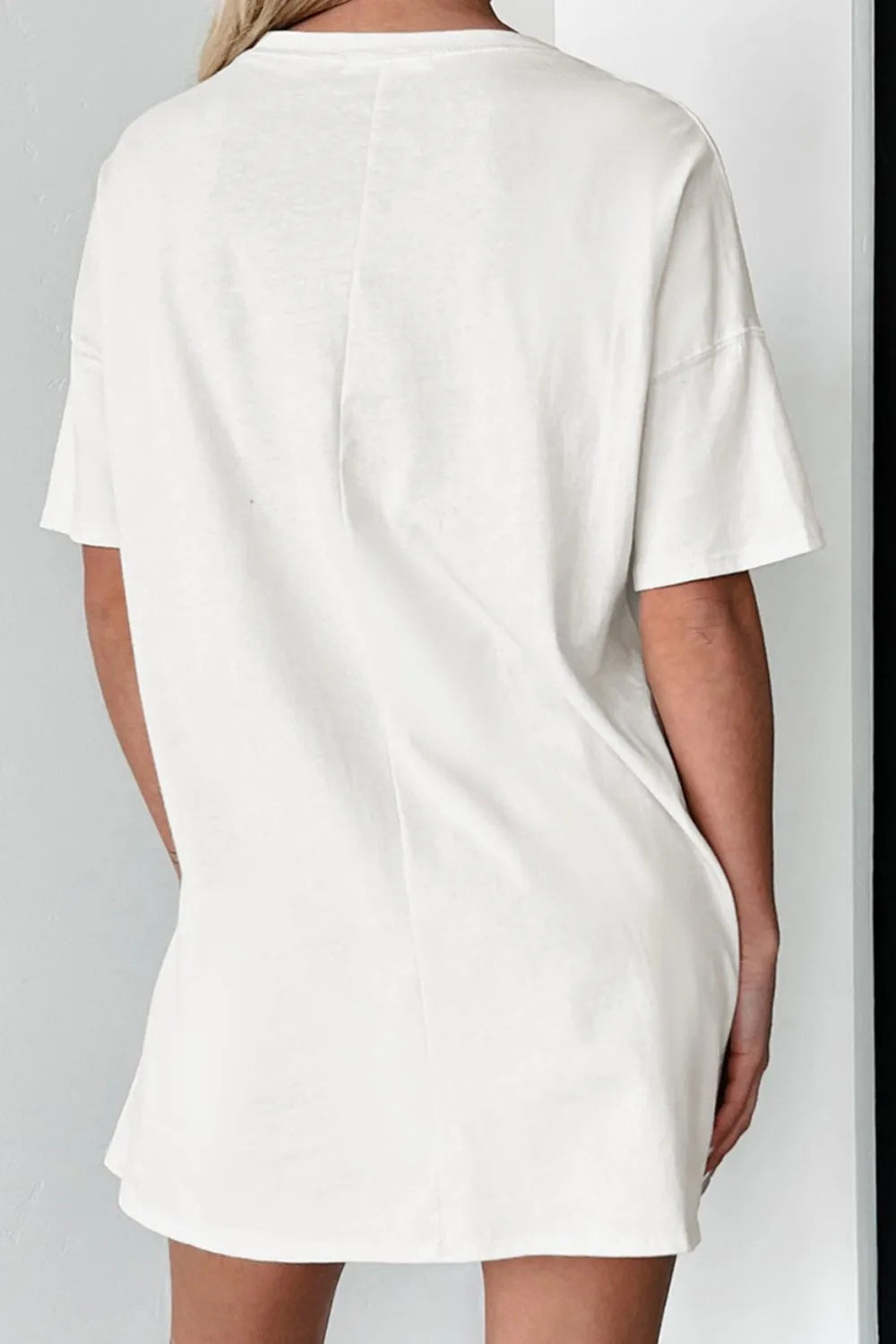 Bow Graphic Round Neck Short Sleeve T-Shirt – Trendsi | ClozArt