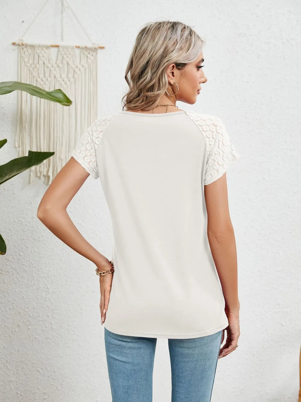 Lace Detail Round Neck Short Sleeve T-Shirt – Trendsi | ClozArt