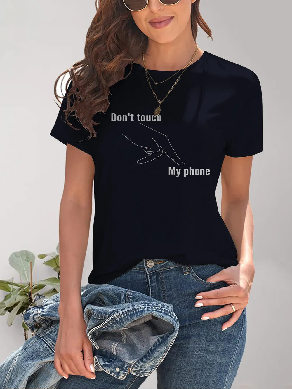 Graphic Round Neck Short Sleeve T-Shirt – Trendsi | ClozArt