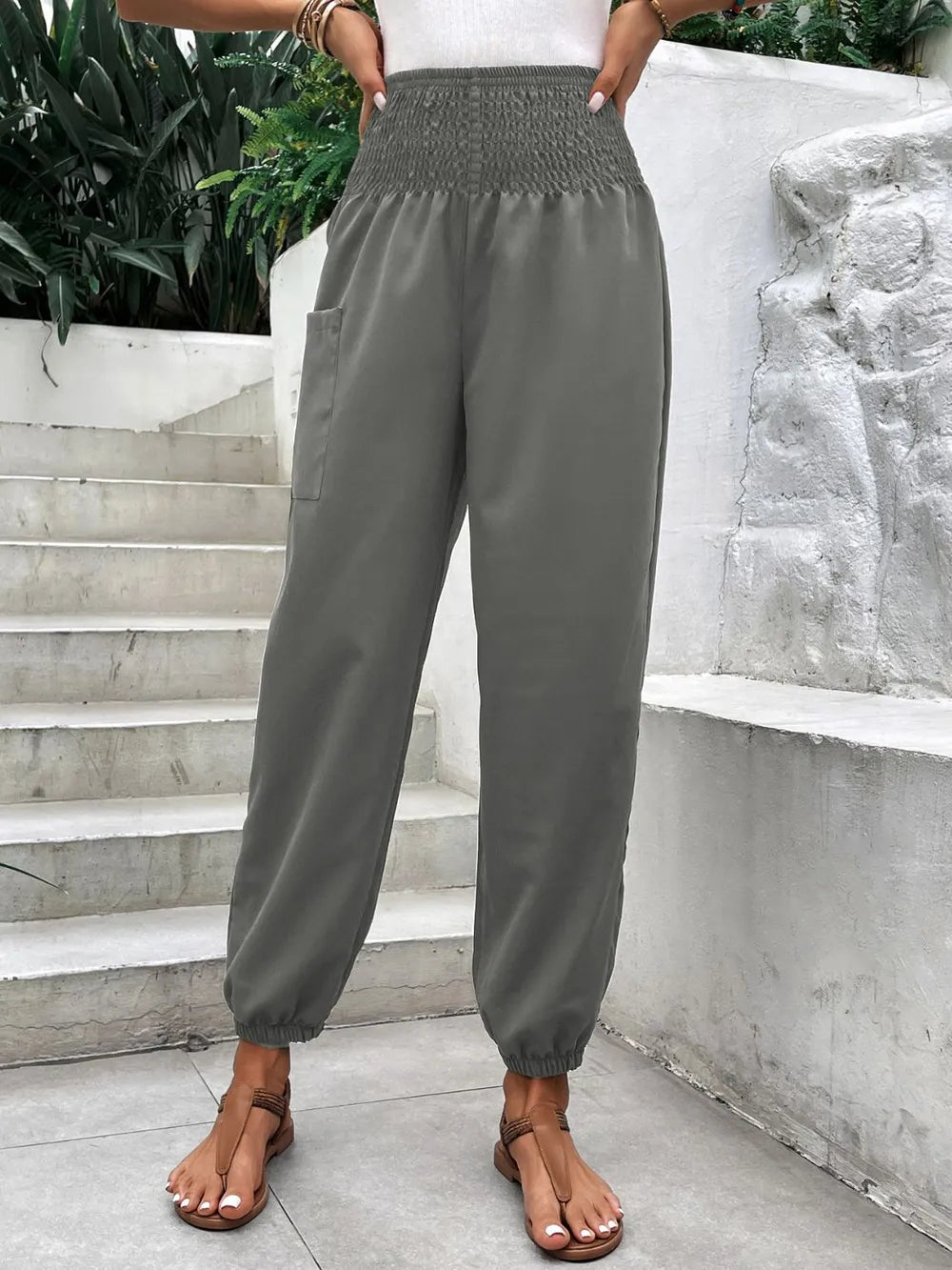 Smocked High Rise Joggers with Pockets – Trendsi | ClozArt