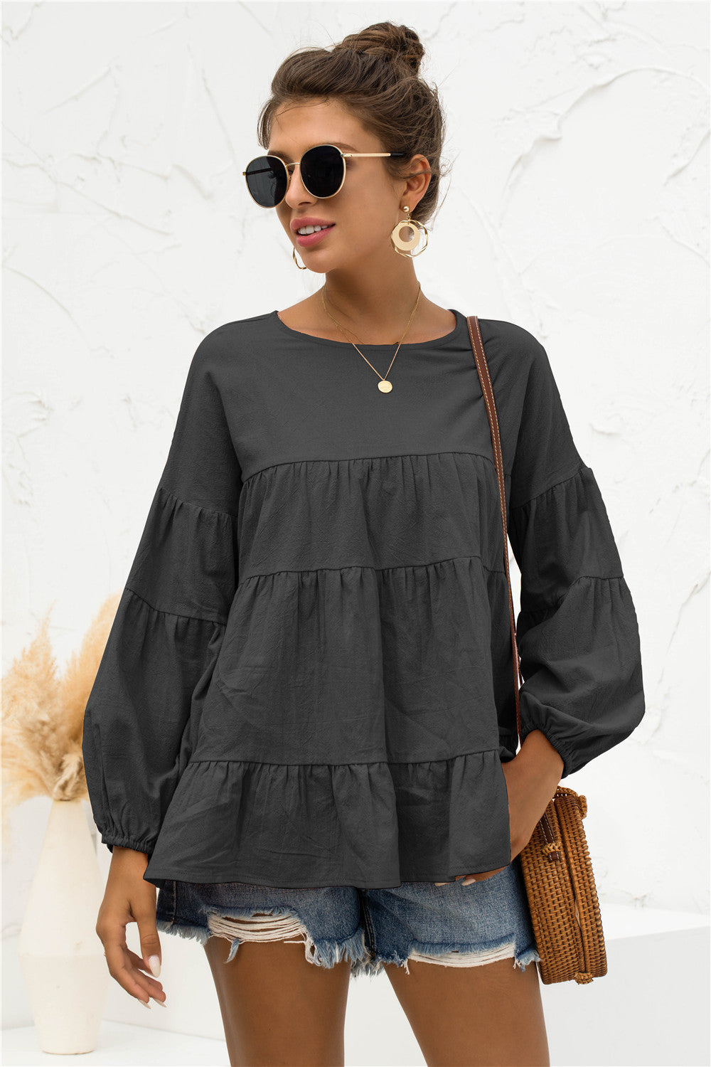 Round Neck Bubble Sleeve Tiered Blouse – Trendsi | ClozArt
