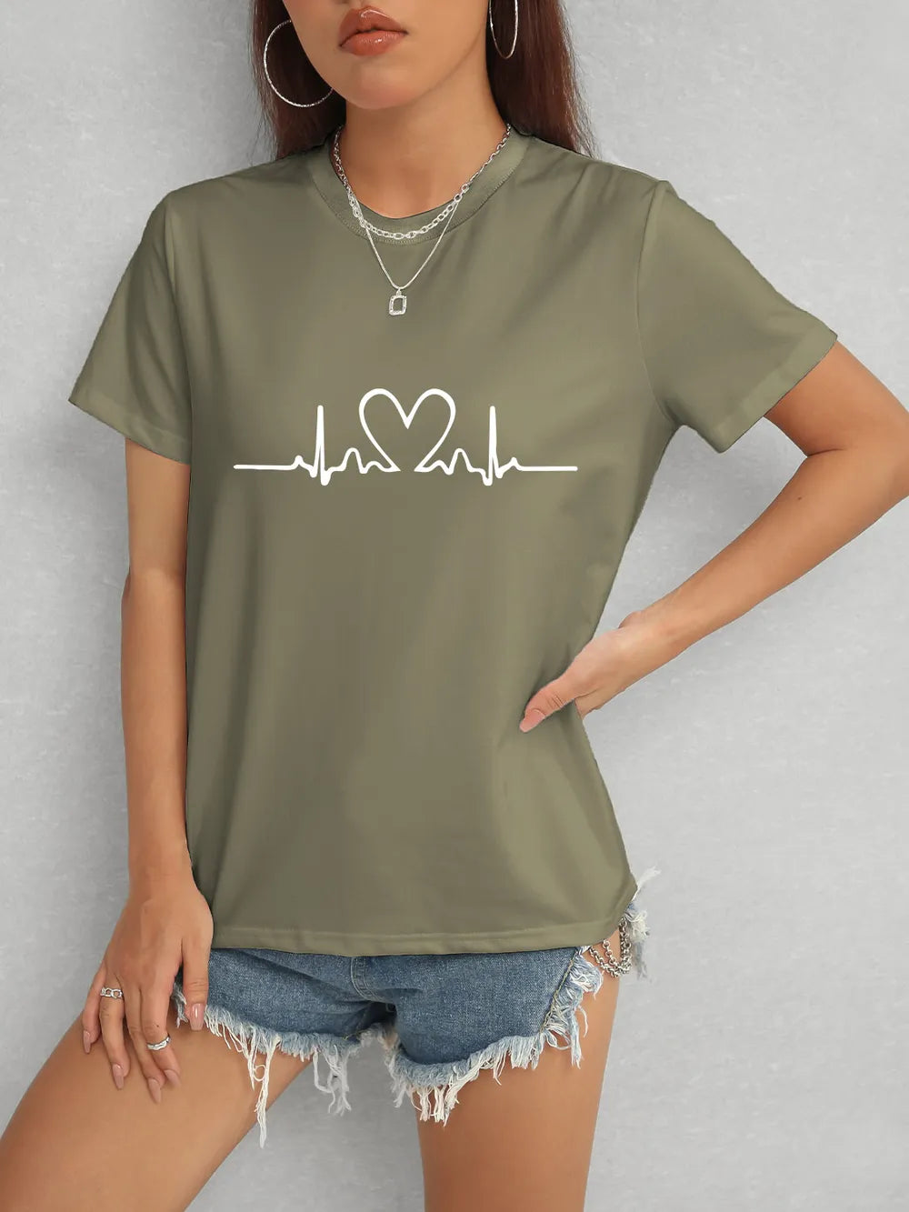 Heart Round Neck Short Sleeve T-Shirt – Trendsi | ClozArt