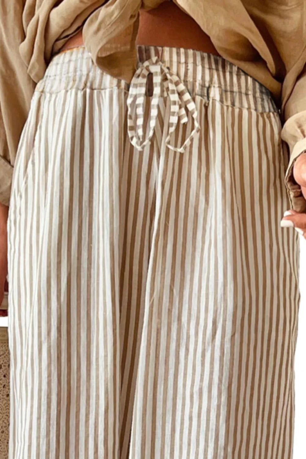 Pocketed Striped Wide Leg Pants – Trendsi | ClozArt