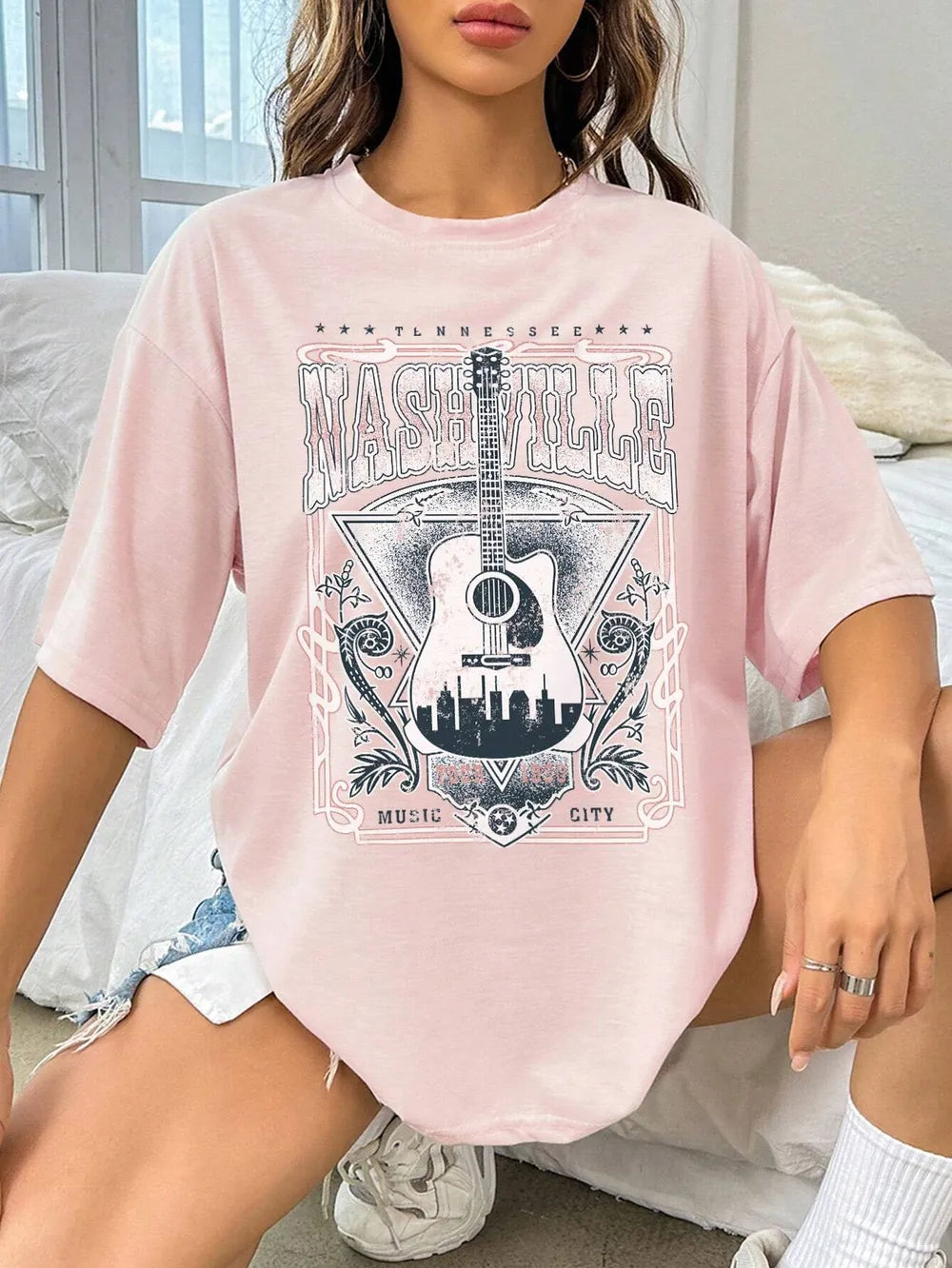 Guitar Graphic Round Neck Half Sleeve T-Shirt – Trendsi | ClozArt