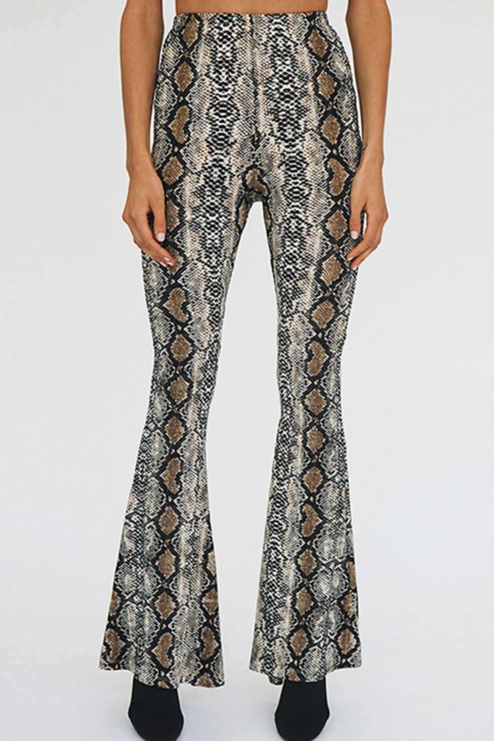 Snakeskin Print Flare Pants – Trendsi | ClozArt