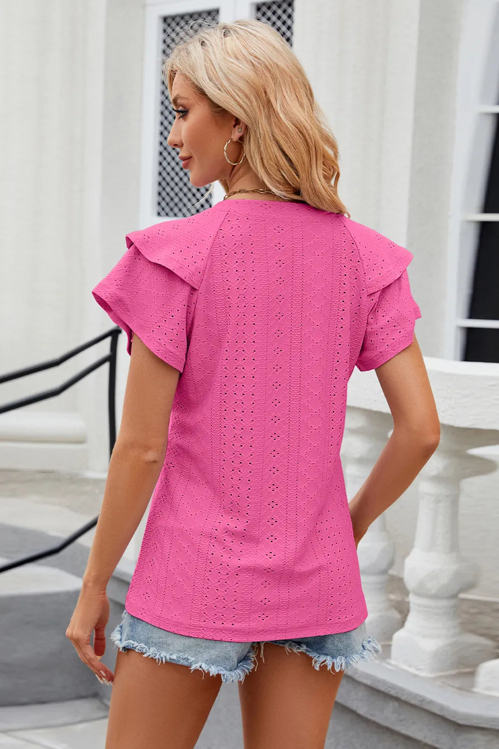 Eyelet Notched Short Sleeve T-Shirt – Trendsi | ClozArt