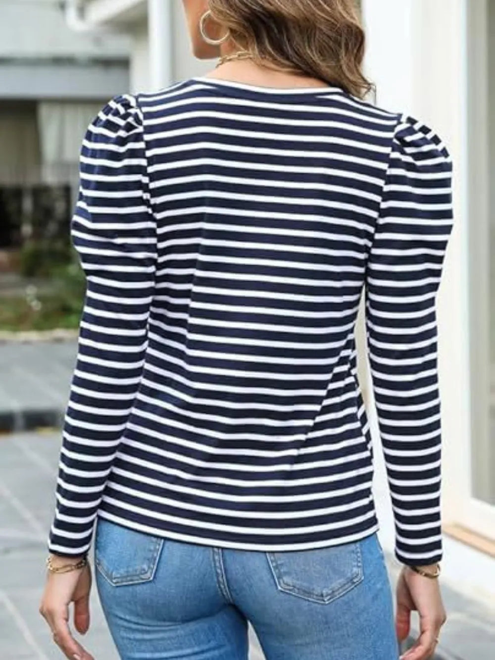 Striped Round Neck Long Sleeve T-Shirt – Trendsi | ClozArt