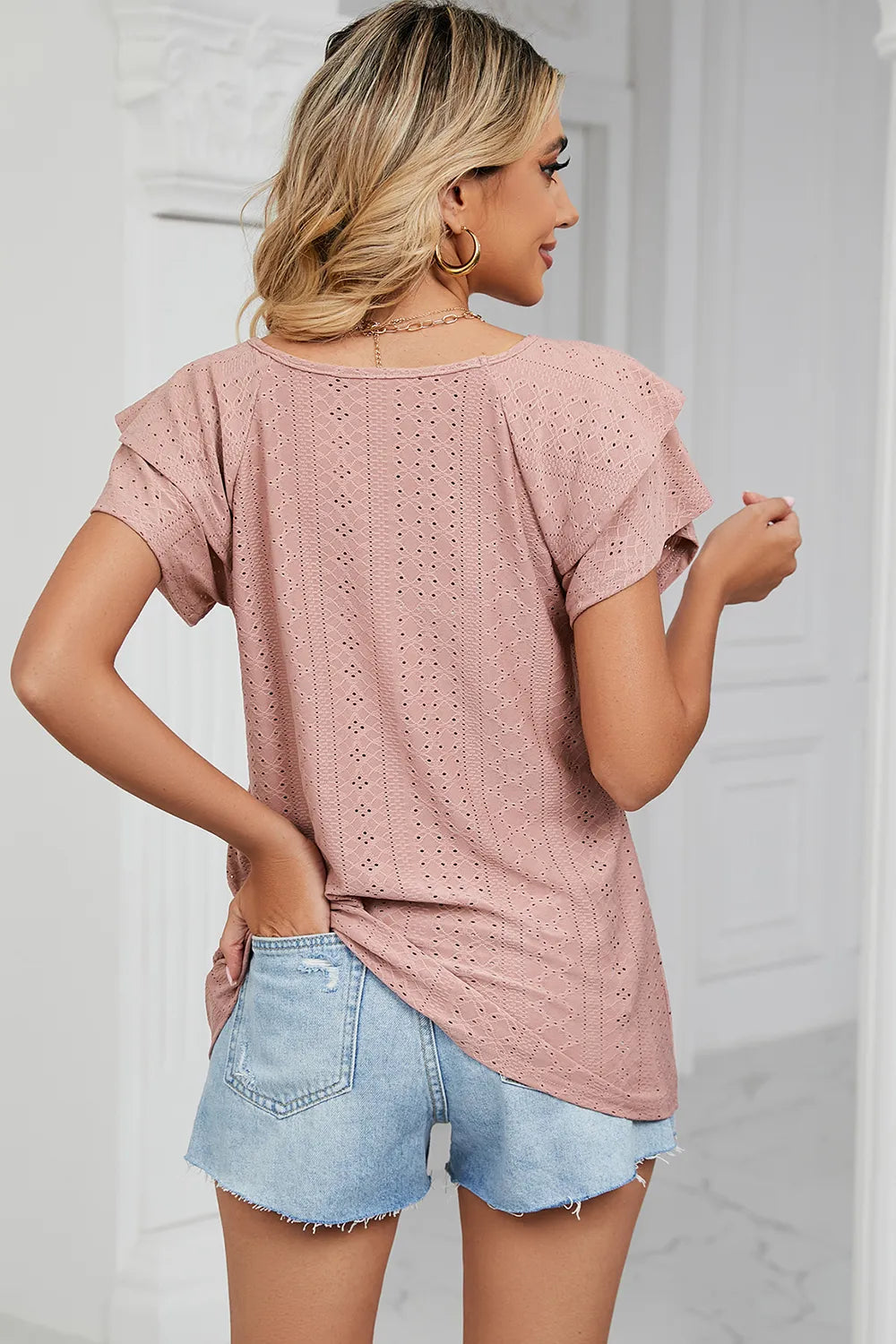 Eyelet V-Neck Short Sleeve T-Shirt – Trendsi | ClozArt
