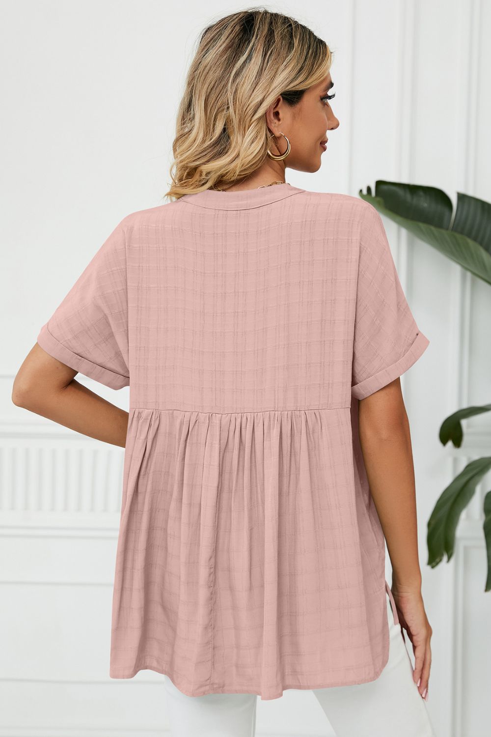 Side Slit Notched Neck Cuffed Short Sleeve Blouse – Trendsi | ClozArt