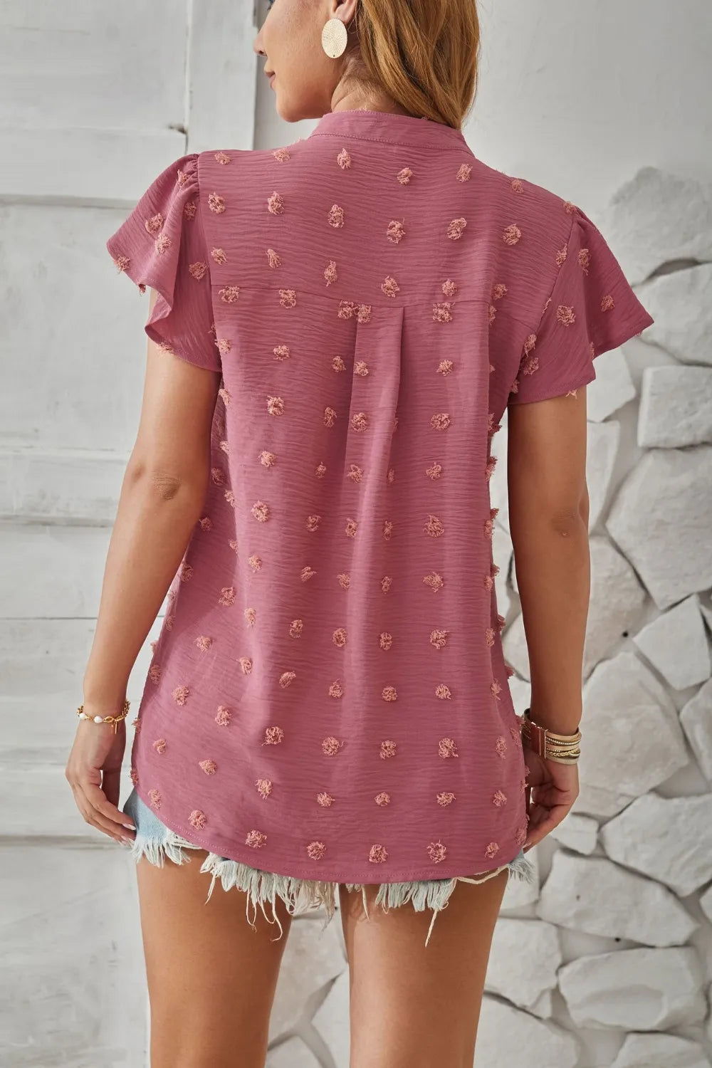 Swiss Dot Notched Cap Sleeve T-Shirt – Trendsi | ClozArt