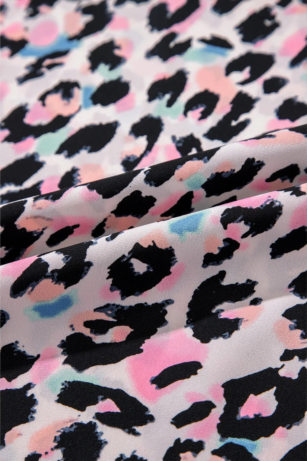 Leopard V-Neck T-Shirt – Trendsi | ClozArt