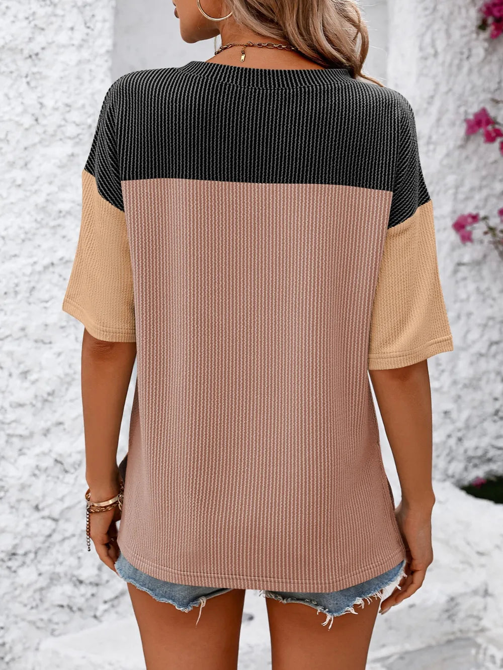 Mandy Color Block Round Neck Half Sleeve T-Shirt – Trendsi | ClozArt