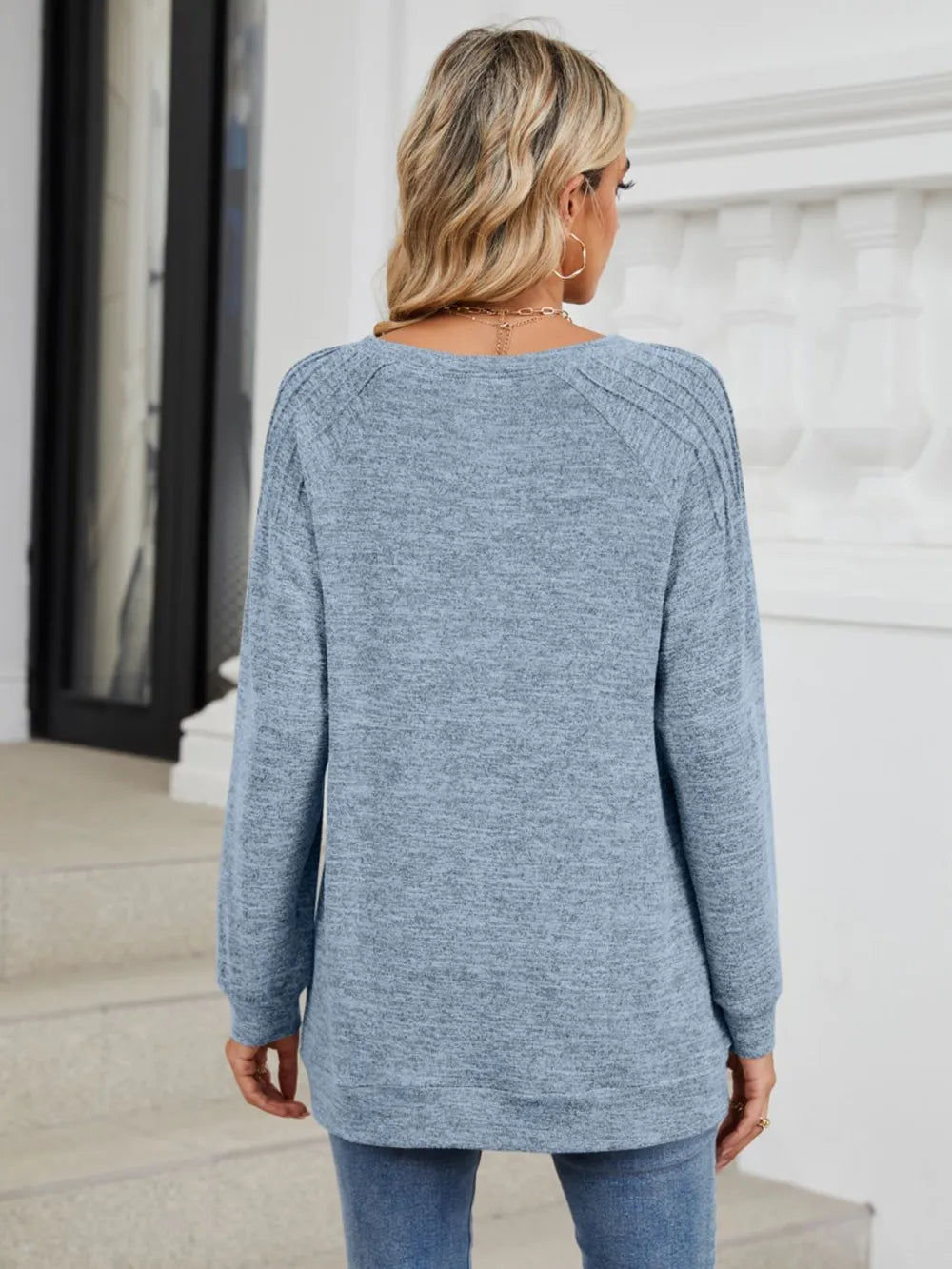 Round Neck Long Sleeve T-Shirt – Trendsi | ClozArt