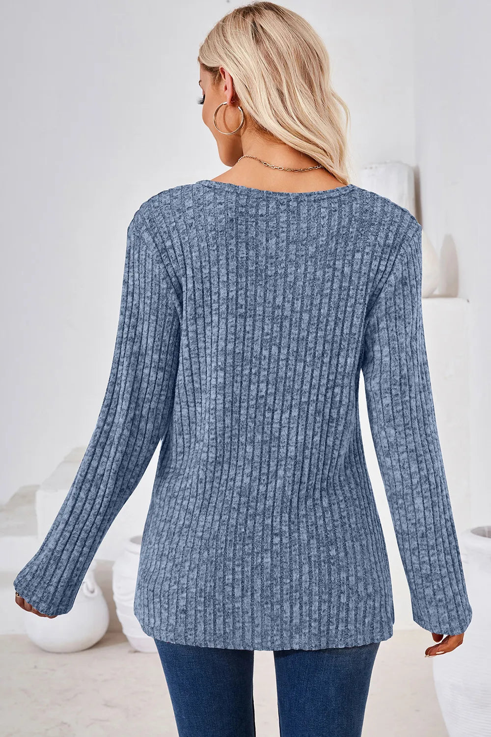 Round Neck Long Sleeve T-Shirt – Trendsi | ClozArt