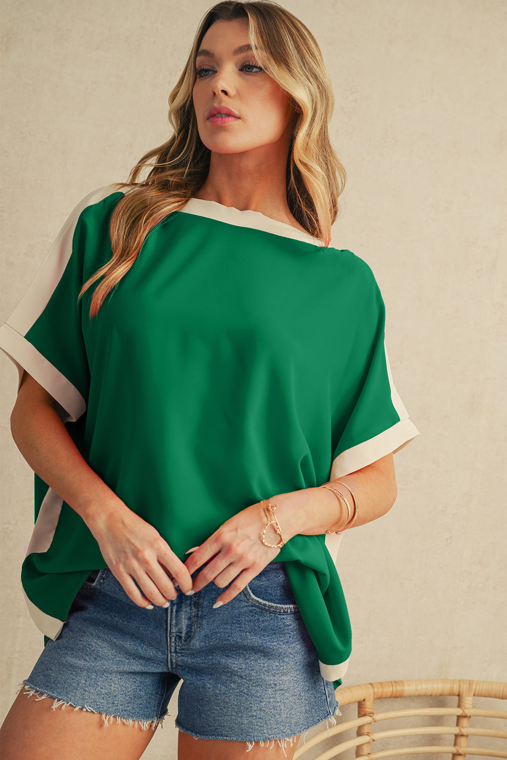 Green Colorblock Batwing Sleeve Boat Neck Blouse – Shewin | ClozArt