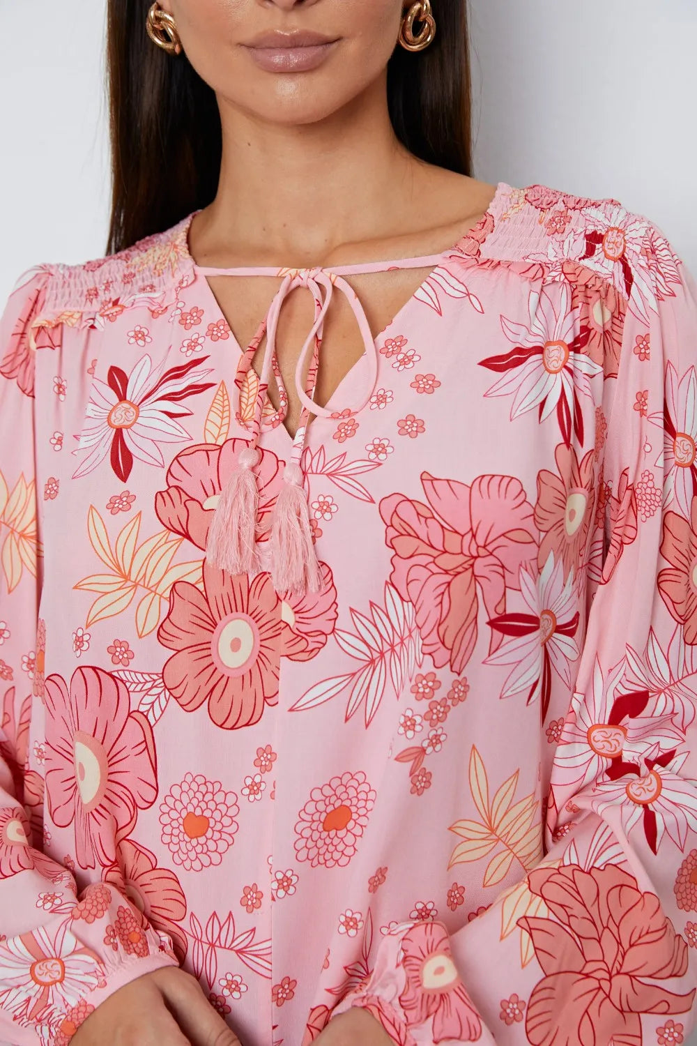 Floral Smocked Tassel Tie Balloon Sleeve Blouse – Trendsi | ClozArt