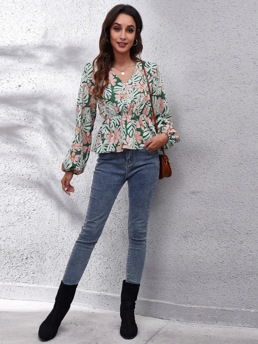 Floral V-Neck Balloon Sleeve Peplum Blouse – Trendsi | ClozArt