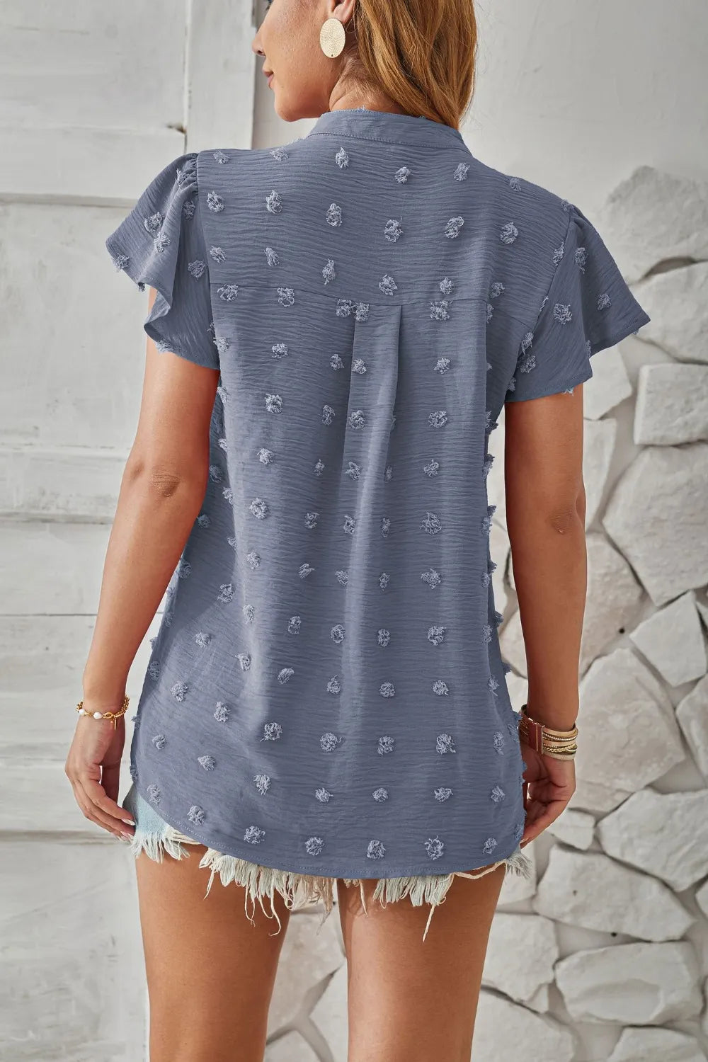 Swiss Dot Notched Cap Sleeve T-Shirt – Trendsi | ClozArt