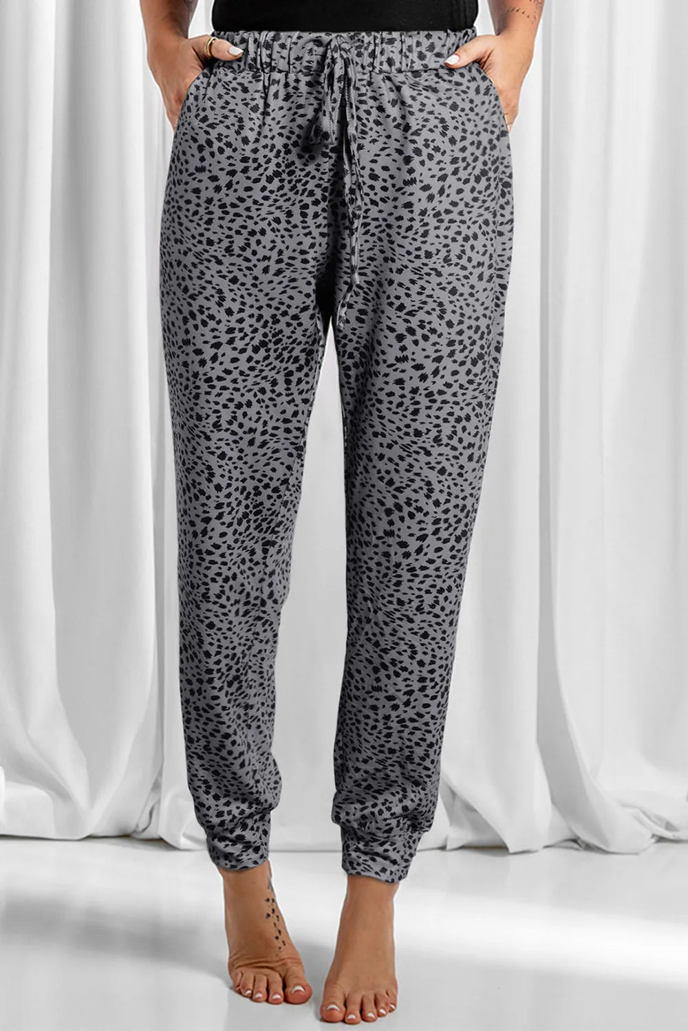 Full Size Leopard Drawstring Pocketed Pants – Trendsi | ClozArt