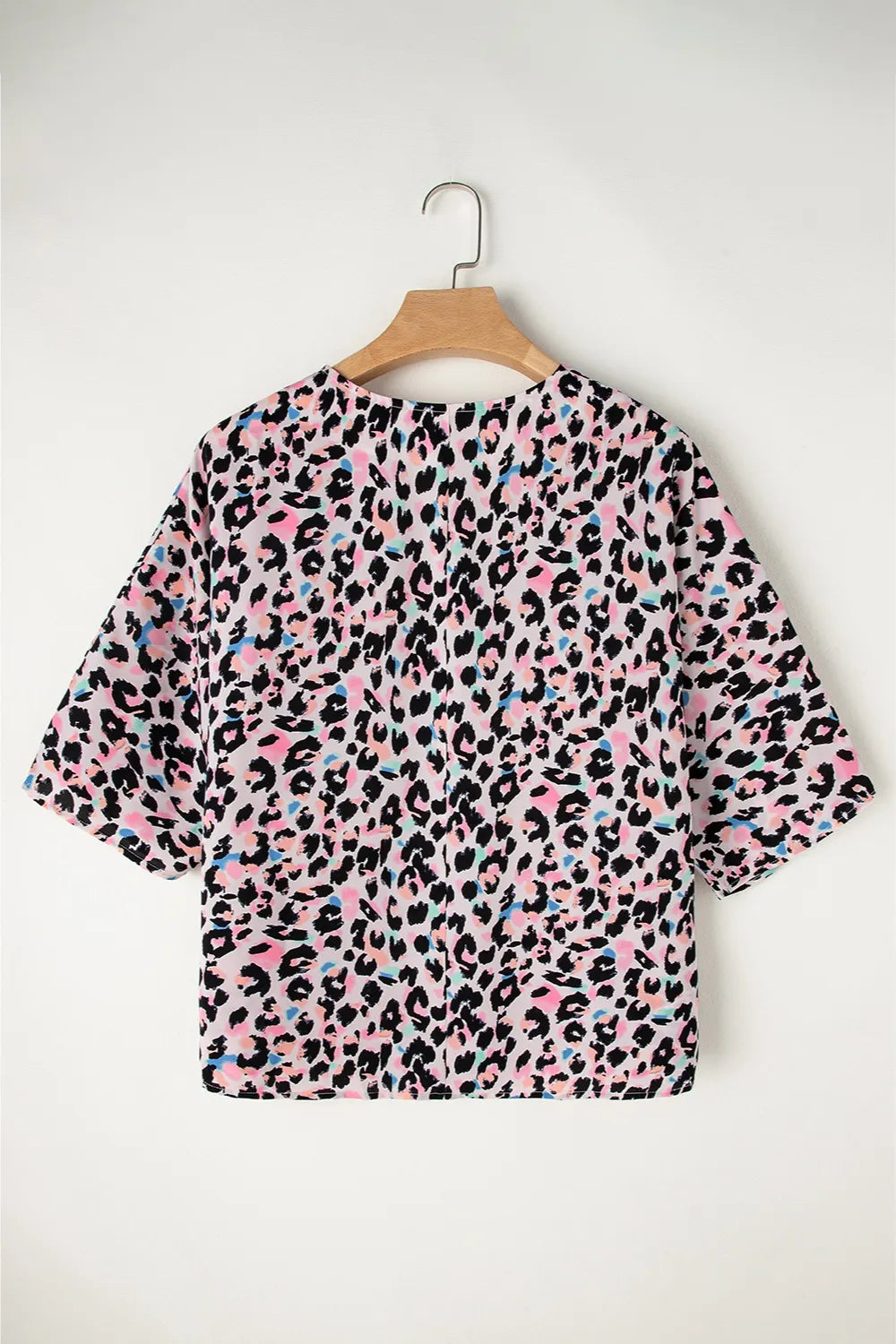 Leopard V-Neck T-Shirt – Trendsi | ClozArt