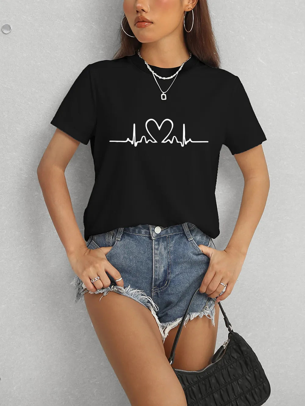 Heart Round Neck Short Sleeve T-Shirt – Trendsi | ClozArt