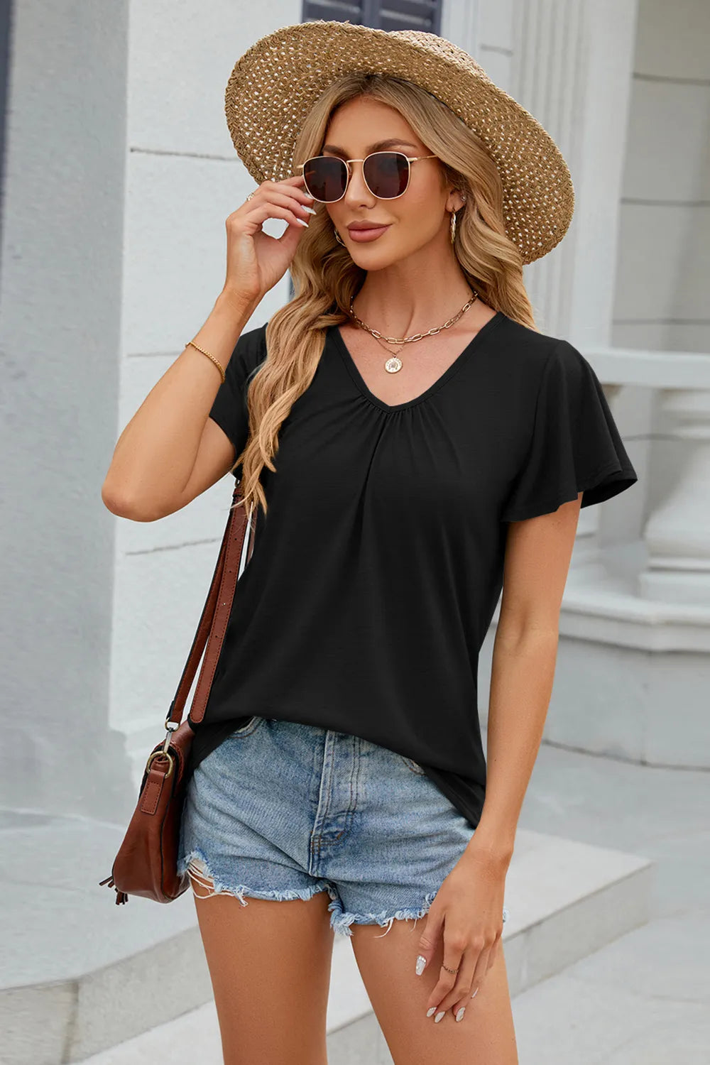 V-Neck Short Sleeve T-Shirt – Trendsi | ClozArt