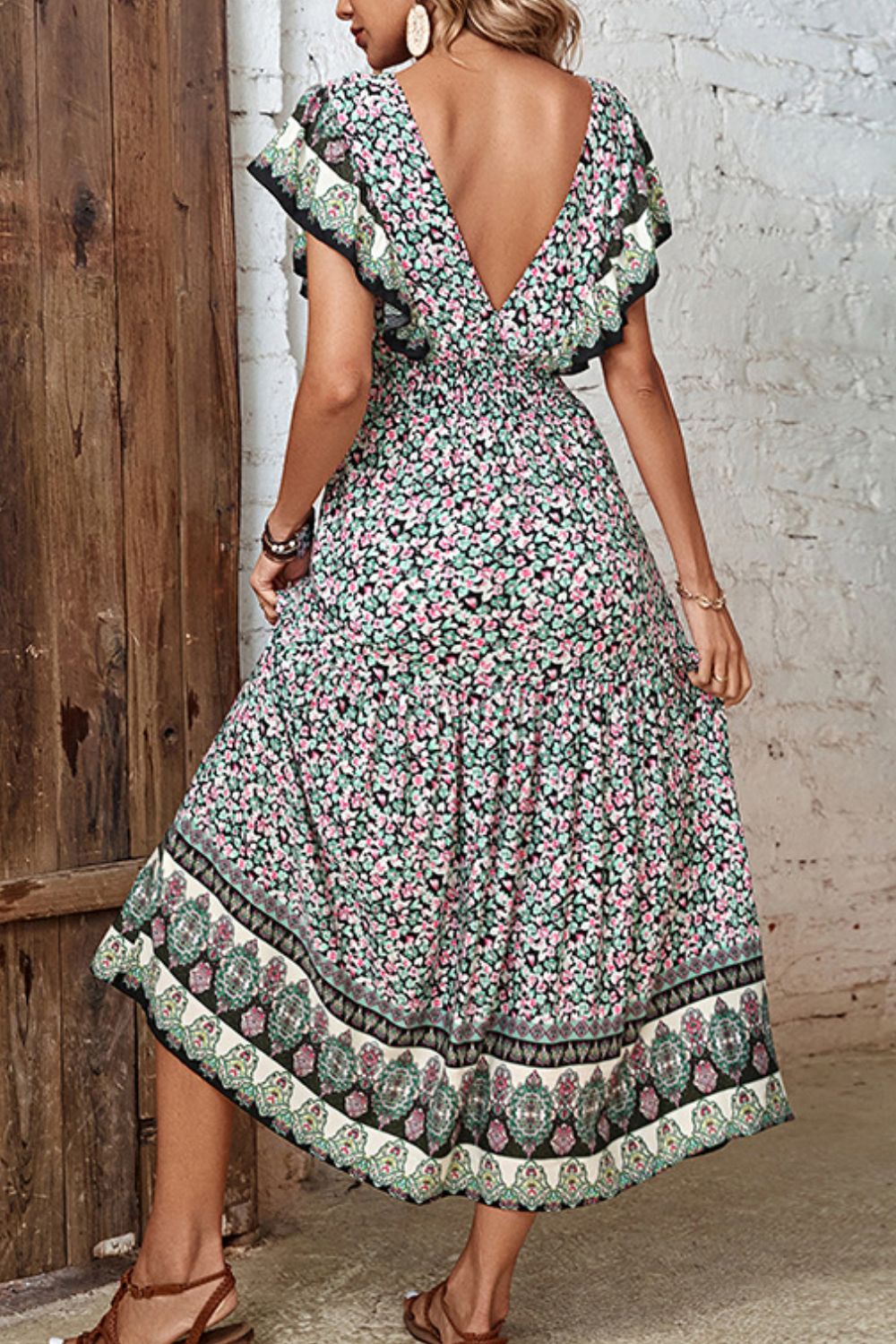 Perfee Ditsy Floral Ruffled Plunge Dress – Trendsi | ClozArt