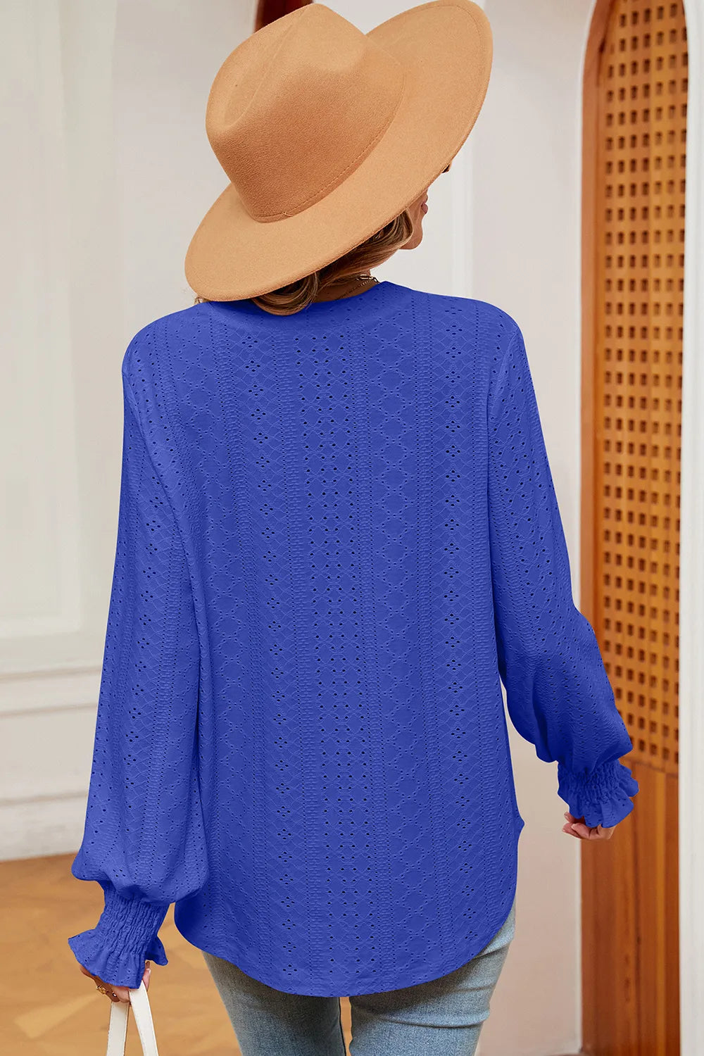 Eyelet Notched Long Sleeve T-Shirt – Trendsi | ClozArt