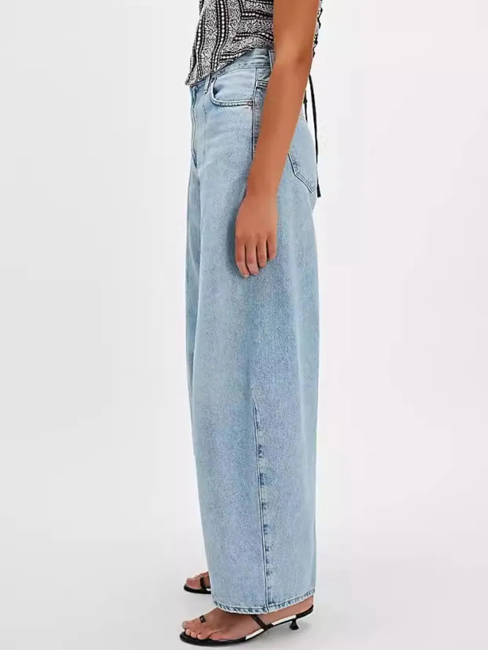 Wide Leg Jeans with Pockets – Trendsi | ClozArt