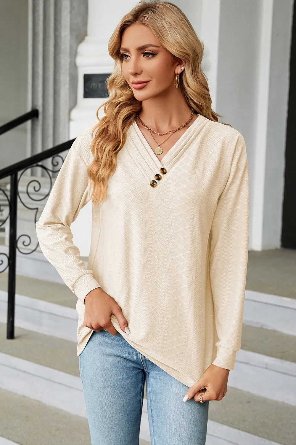 V-Neck Long Sleeve T-Shirt – Trendsi | ClozArt