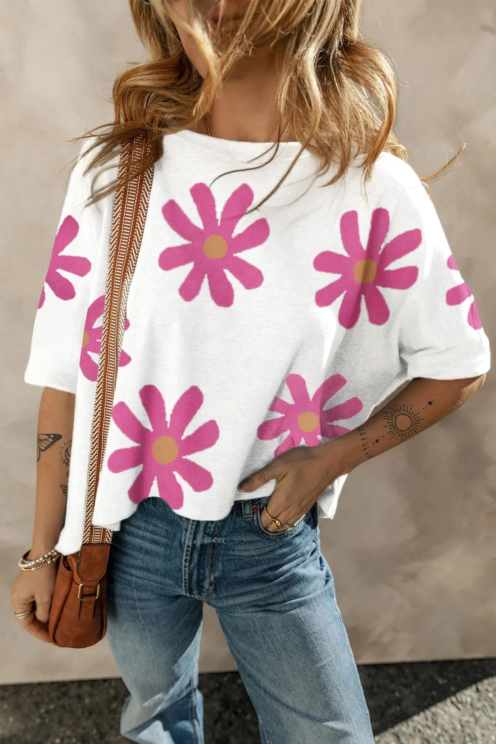 Flower Round Neck Half Sleeve T-Shirt – Trendsi | ClozArt