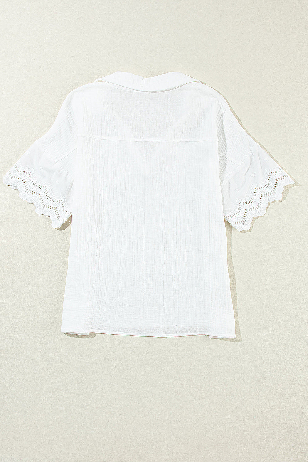 White Crinkled Lace Splicing Sleeve Collared V Neck Blouse – Shewin | ClozArt